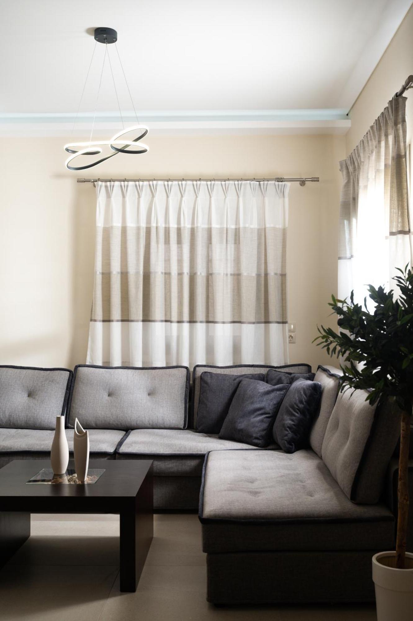 Silva Luxury House In Mires Vakantiehuis
