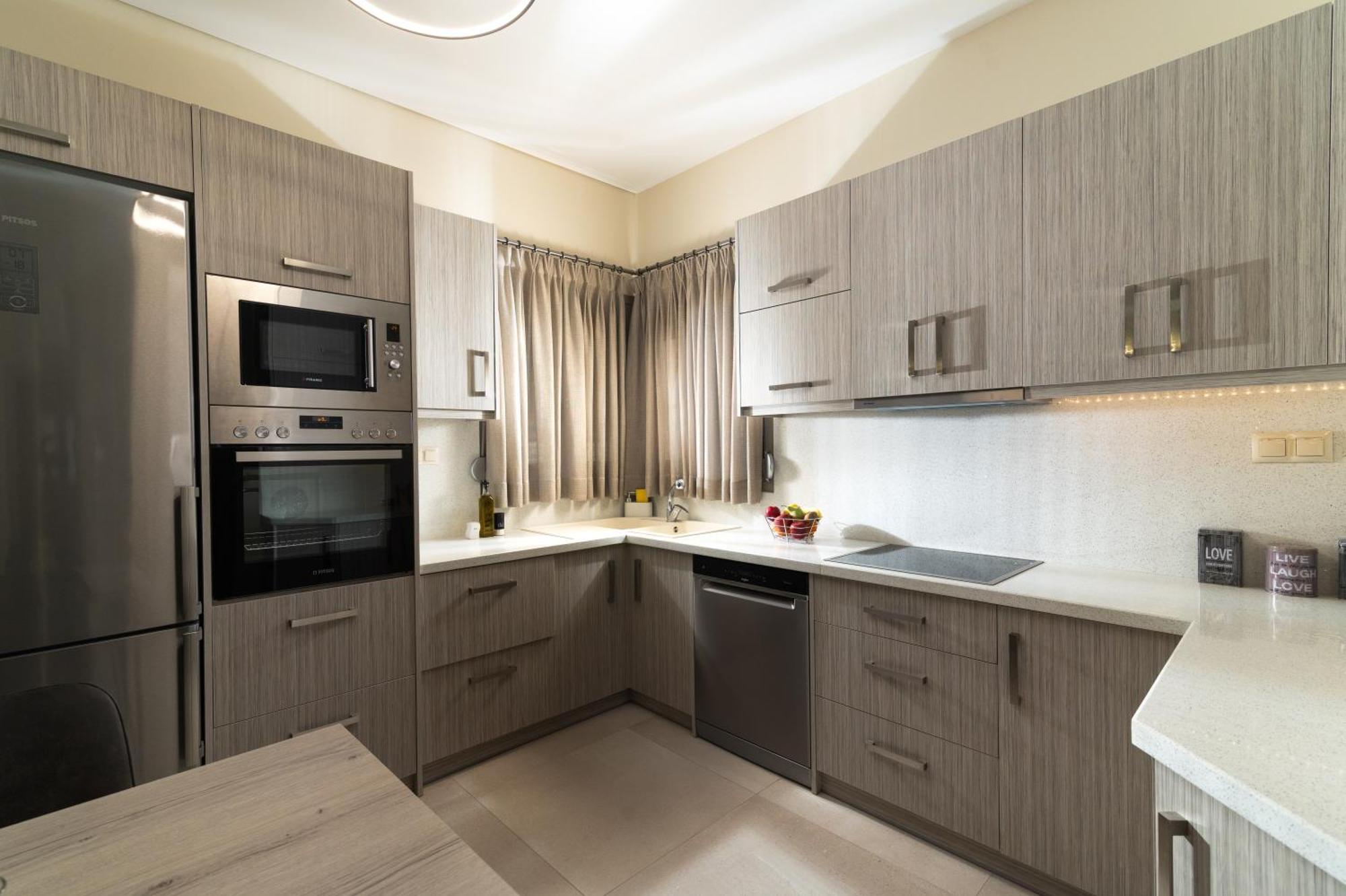 Silva Luxury House In Mires *